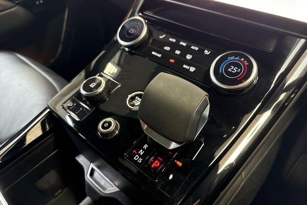Used Land Rover Range Rover Sport 2023 for sale - 76182458: Photo 12