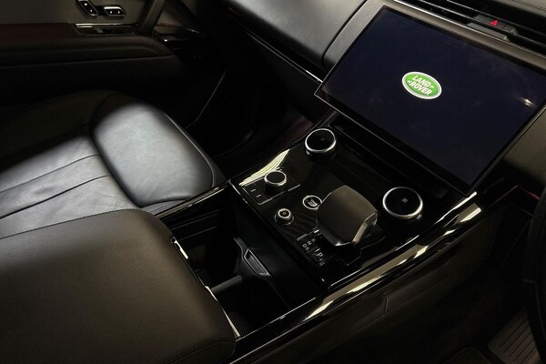 Used Land Rover Range Rover Sport 2023 for sale - 76182458: Photo 13