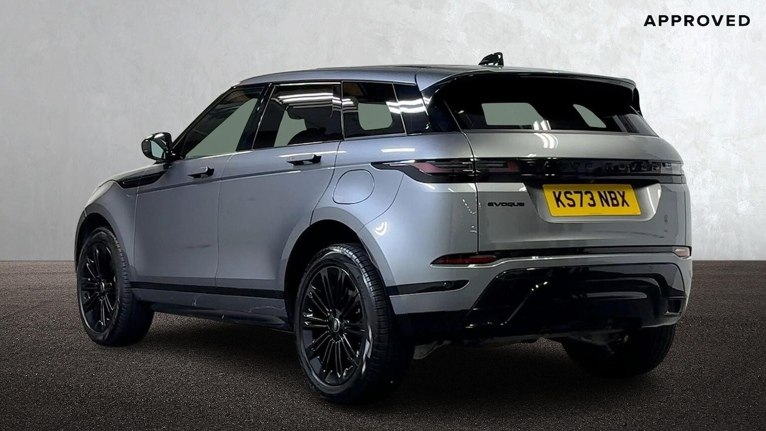 Used Land Rover Range Rover Evoque 2023 for sale - 76559742: Photo 2