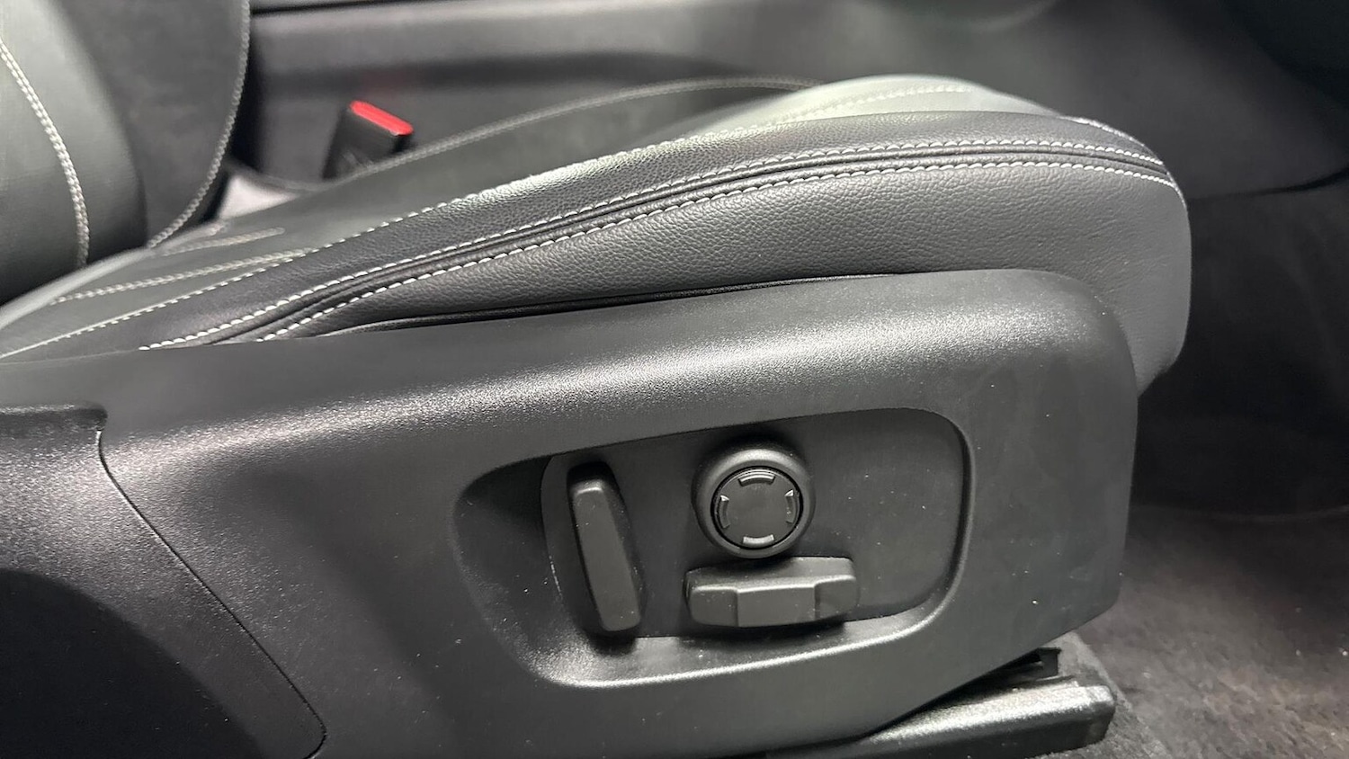 Used Land Rover Range Rover Velar 2022 for sale - 78064414: Photo 26