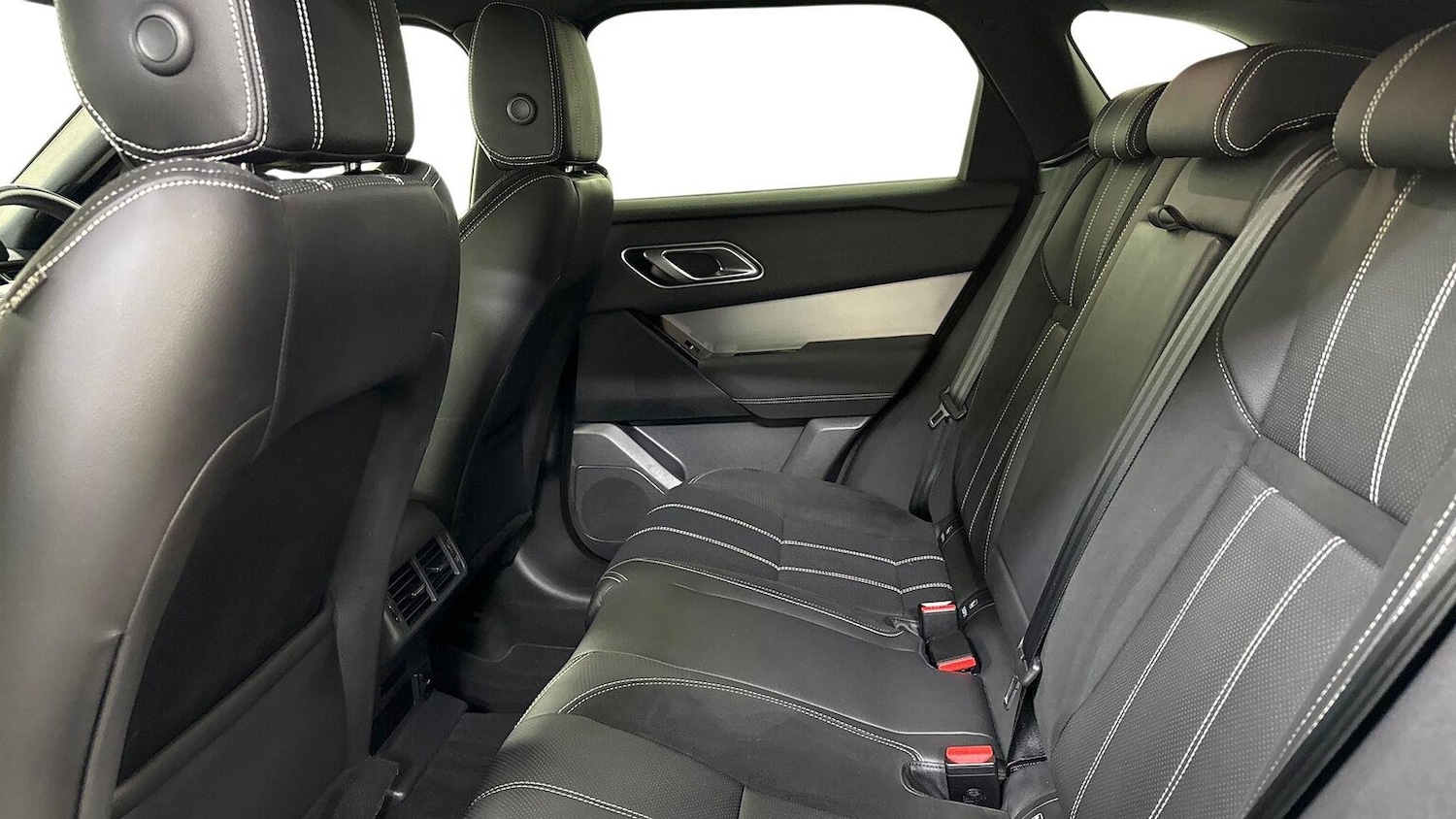 Used Land Rover Range Rover Velar 2022 for sale - 78064414: Photo 4