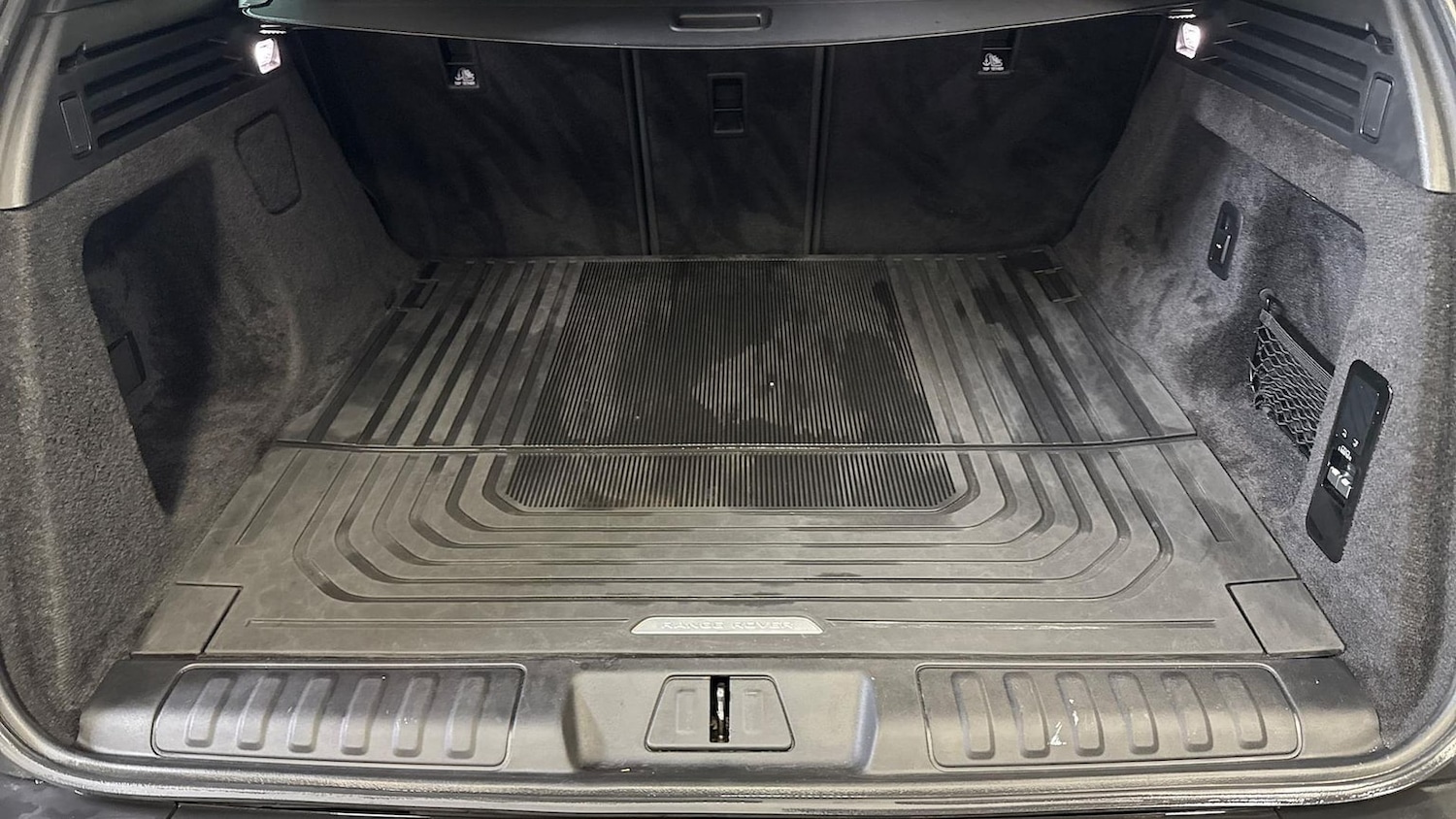 Used Land Rover Range Rover Sport 2024 for sale - 76897092: Photo 10