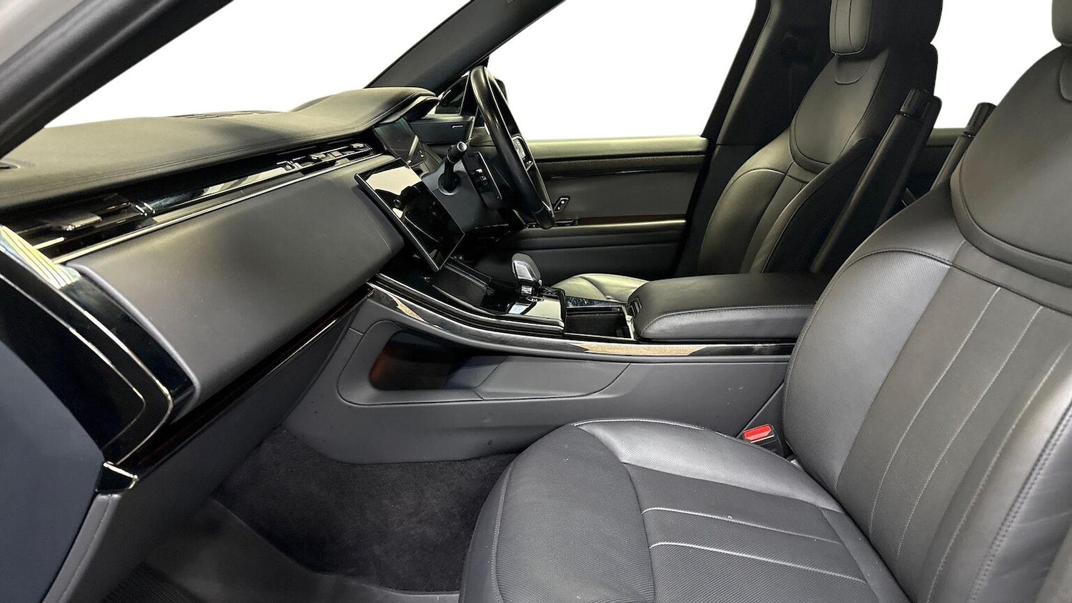 Used Land Rover Range Rover Sport 2024 for sale - 76897092: Photo 3