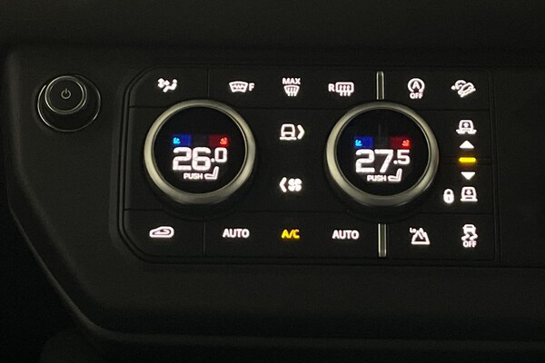 Used Land Rover Defender 2025 for sale - 75484963: Photo 12