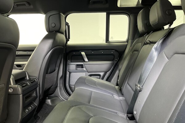 Used Land Rover Defender 2025 for sale - 75484963: Photo 16