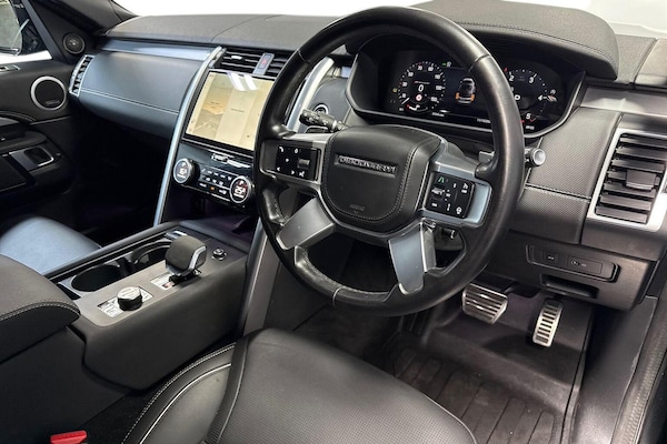Used Land Rover Discovery 2023 for sale - 76243893: Photo 15