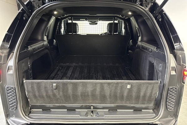 Used Land Rover Discovery 2023 for sale - 76243893: Photo 17