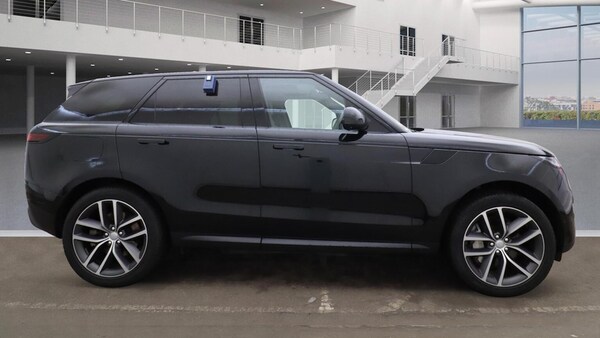 Used Land Rover Range Rover Sport 2023 for sale - 76194486: Photo 5