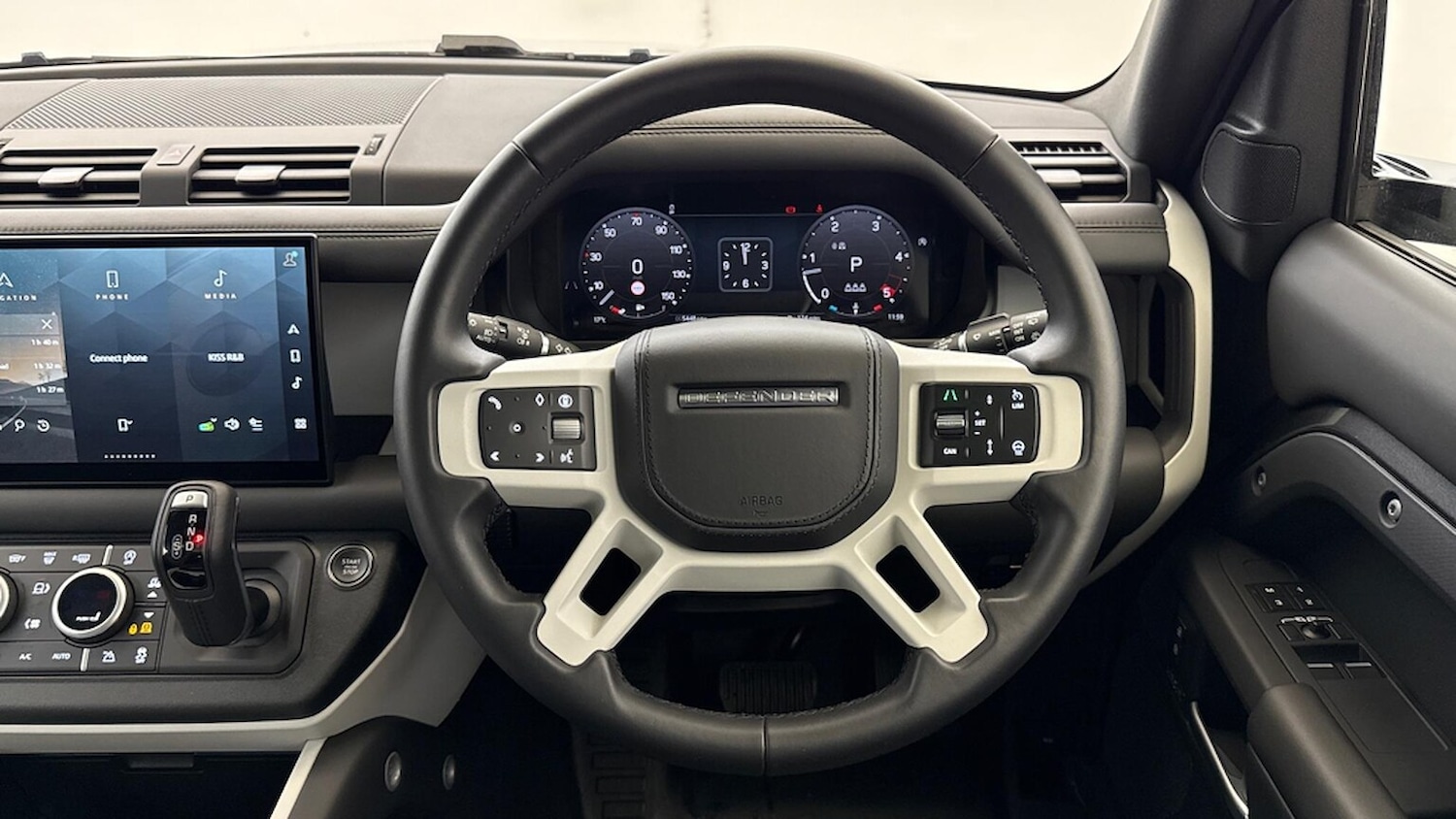 Used Land Rover Defender 2024 for sale - 76149606: Photo 16