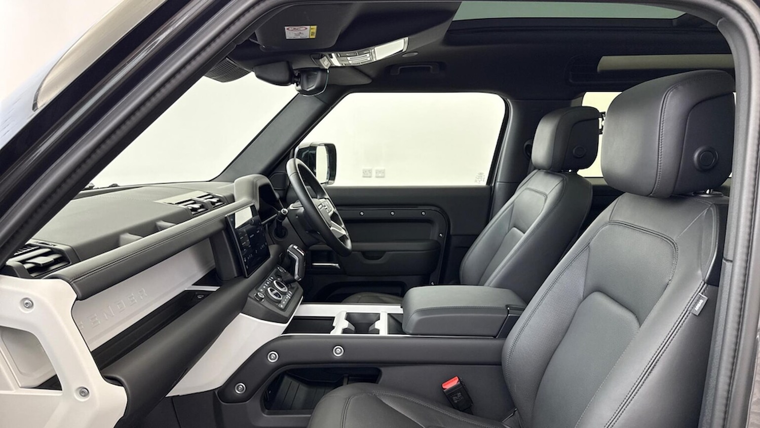 Used Land Rover Defender 2024 for sale - 76149606: Photo 17
