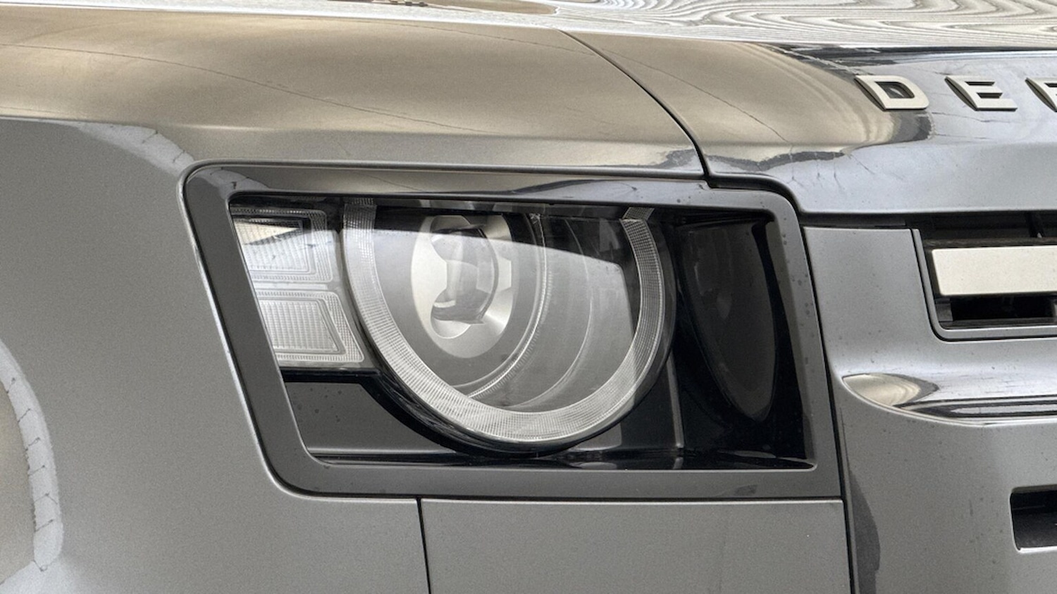 Used Land Rover Defender 2024 for sale - 76149606: Photo 7