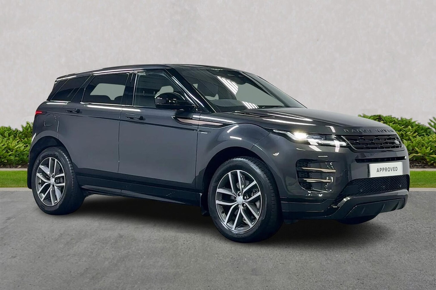 Used Land Rover Range Rover Evoque 2025 for sale - 76016979: Photo 1
