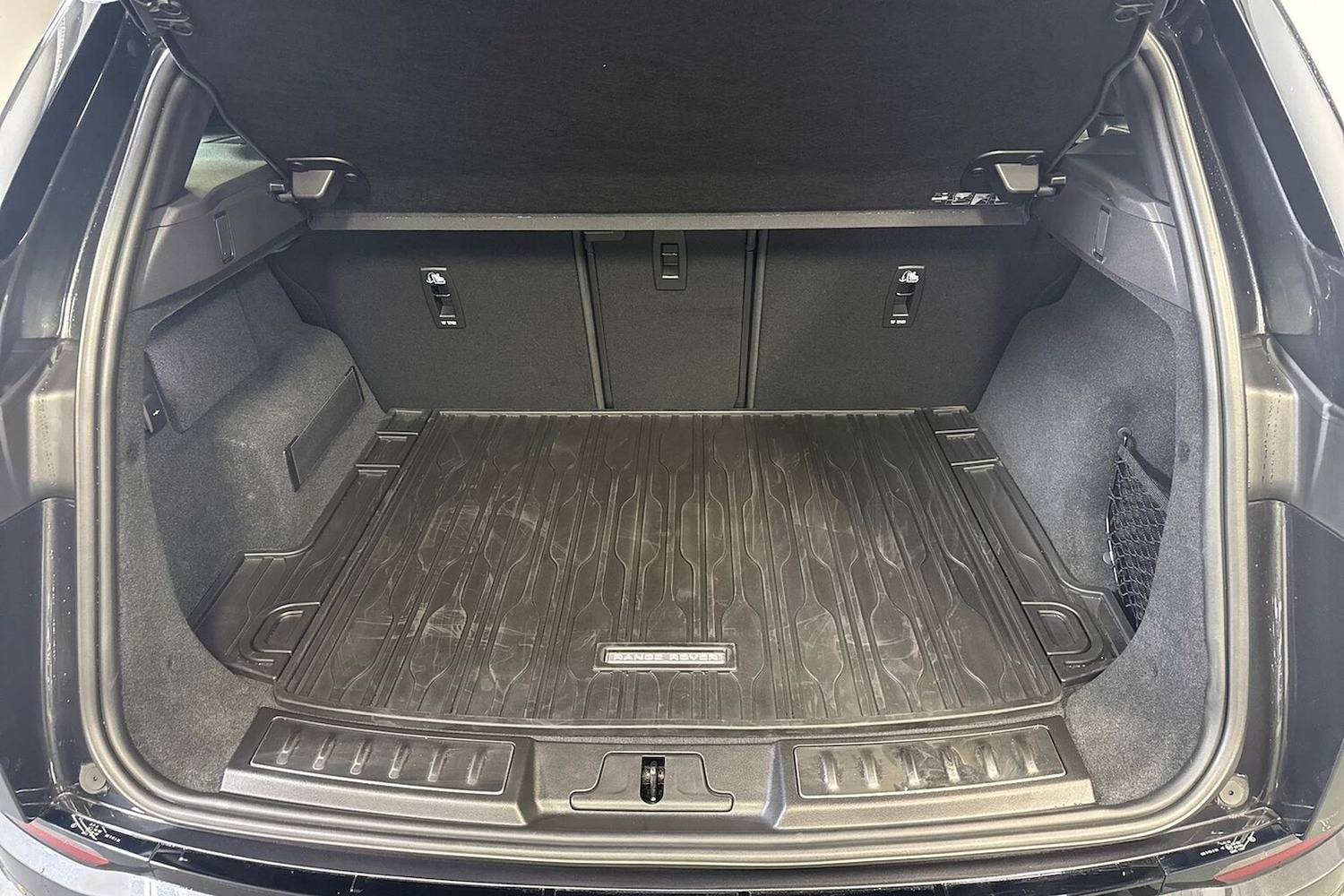 Used Land Rover Range Rover Evoque 2025 for sale - 76016979: Photo 17