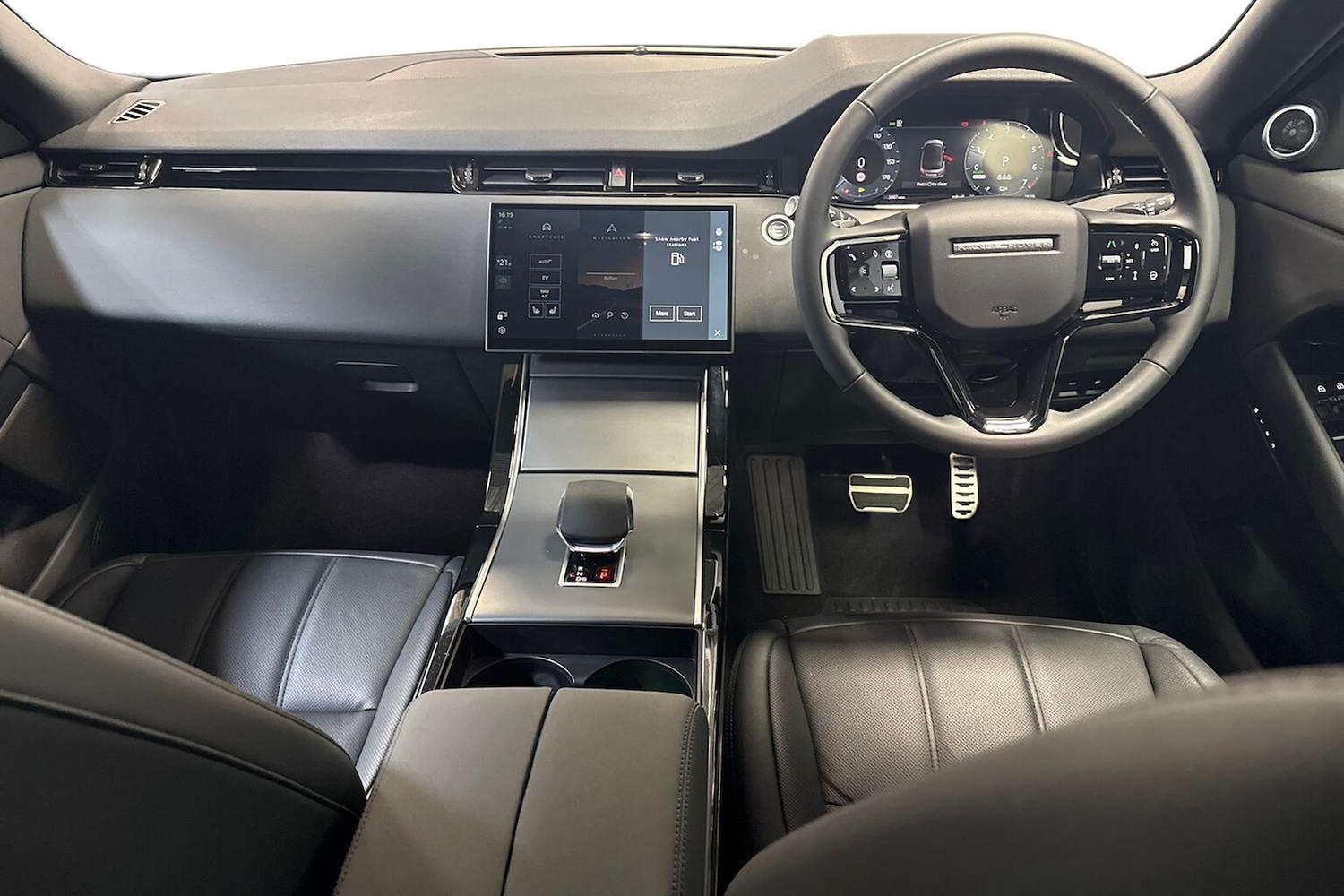 Used Land Rover Range Rover Evoque 2025 for sale - 76016979: Photo 8
