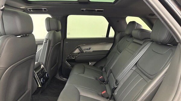 Used Land Rover Range Rover Sport 2024 for sale - 76335154: Photo 17