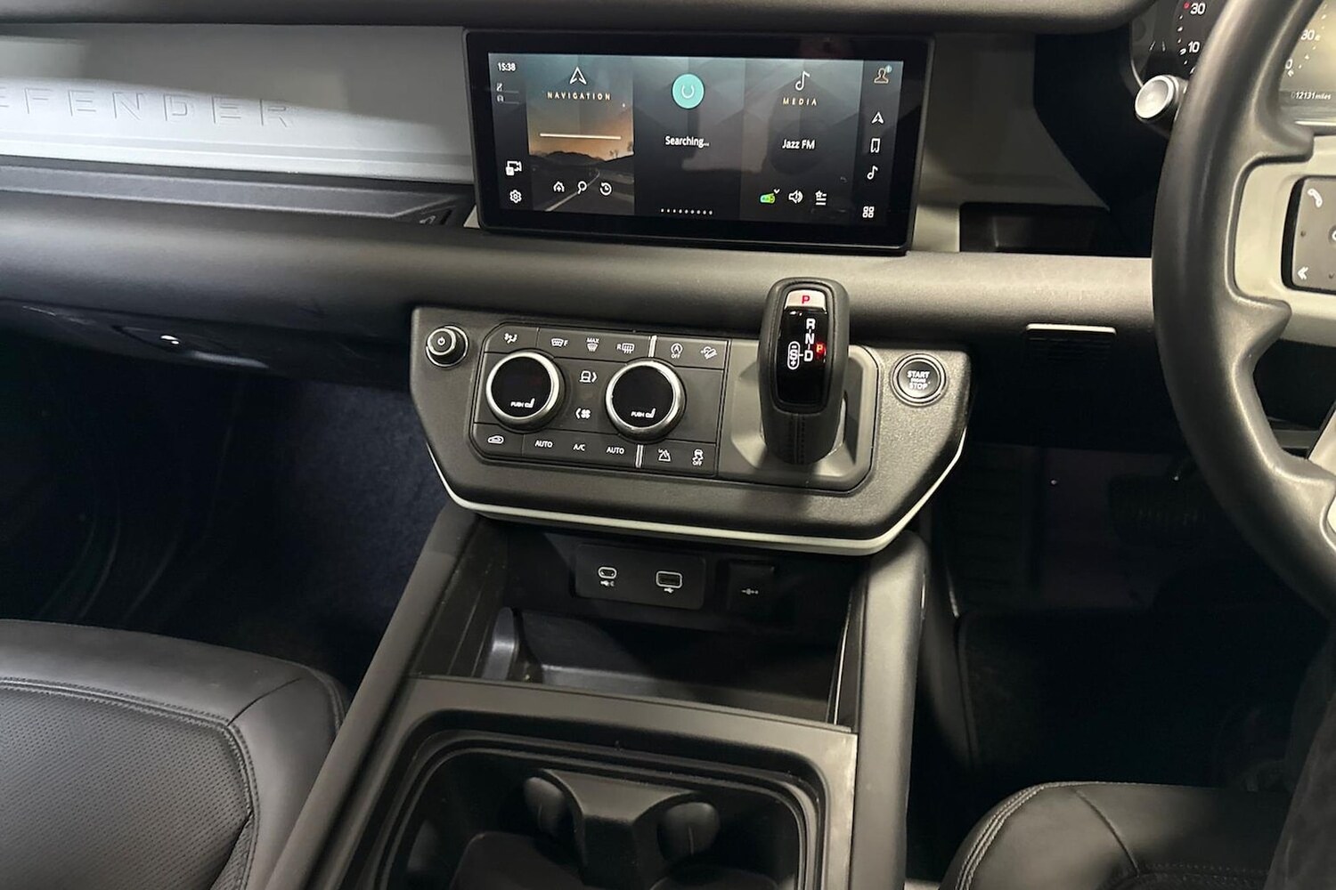 Used Land Rover Defender 2023 for sale - 76268239: Photo 13