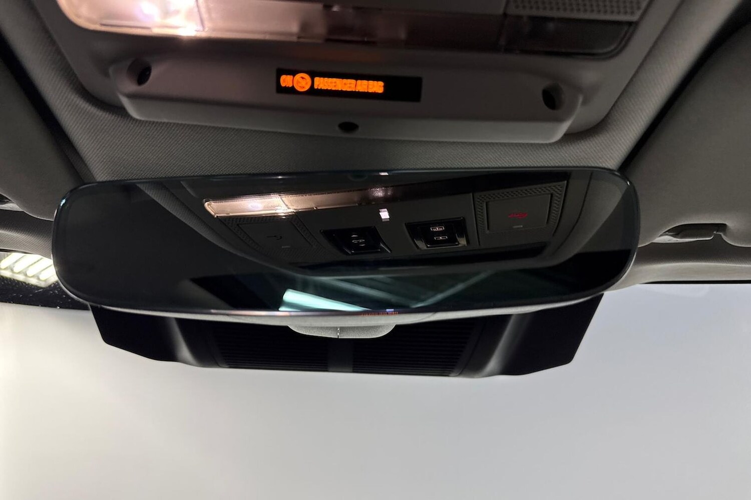 Used Land Rover Defender 2023 for sale - 76268239: Photo 14