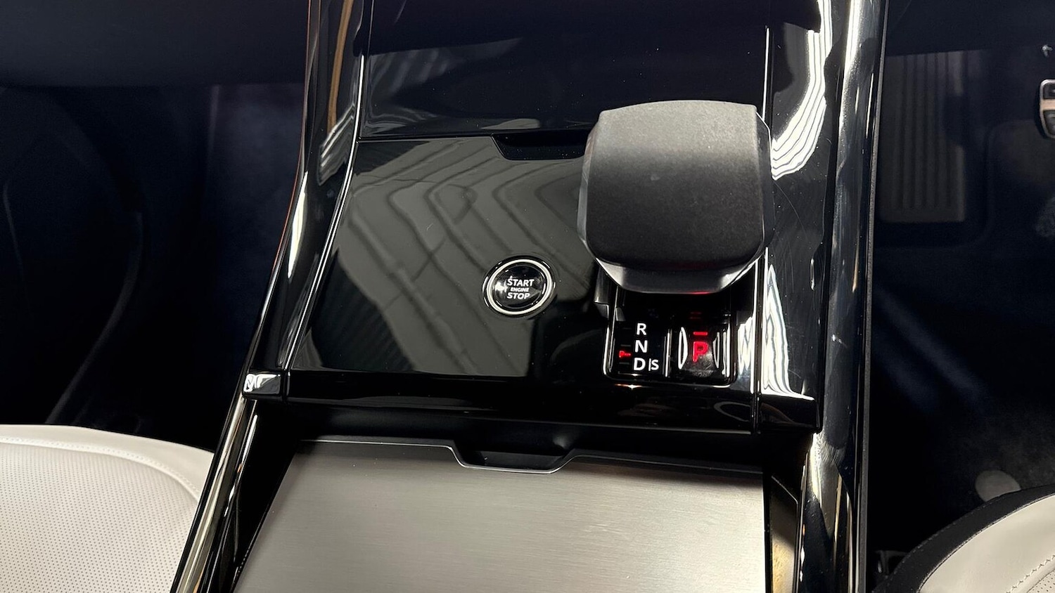 Used Land Rover Range Rover Sport 2025 for sale - 76627999: Photo 13