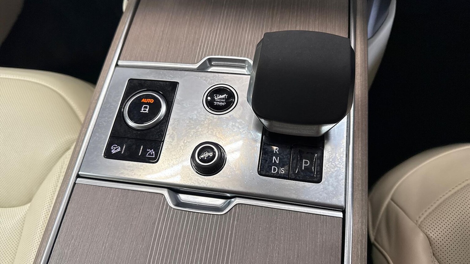 Used Land Rover Range Rover 2023 for sale - 77901675: Photo 12