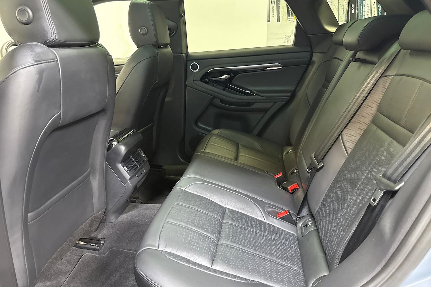 Used Land Rover Range Rover Evoque 2023 for sale - 76142882: Photo 16