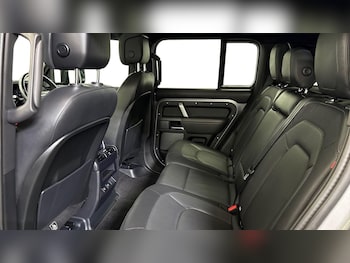 Used Land Rover Defender 2022 for sale - 79371932: Photo