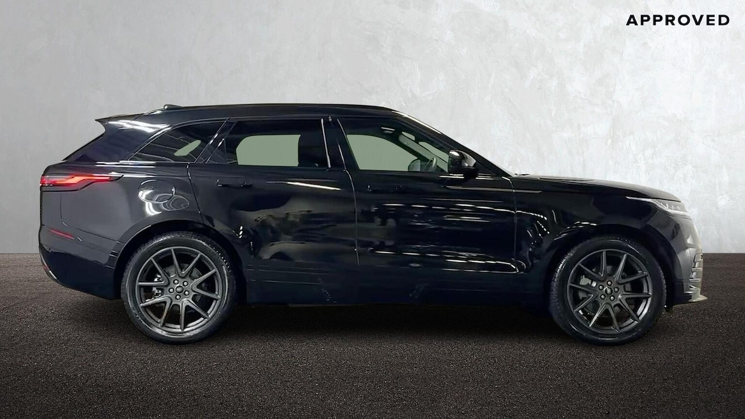 Used Land Rover Range Rover Velar 2025 for sale - 77489443: Photo 5