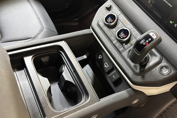 Used Land Rover Defender 2023 for sale - 75484992: Photo 13