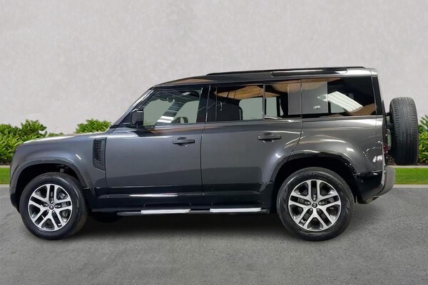 Used Land Rover Defender 2023 for sale - 75484992: Photo 19