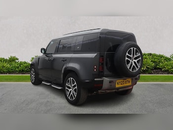 Used Land Rover Defender 2023 for sale - 75484992: Photo