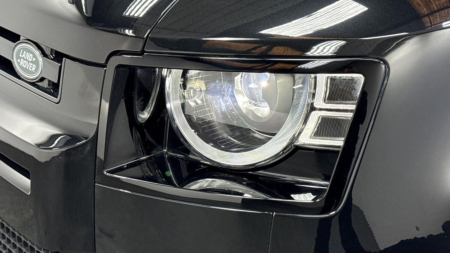 Used Land Rover Defender 2025 for sale - 78191127: Photo 18