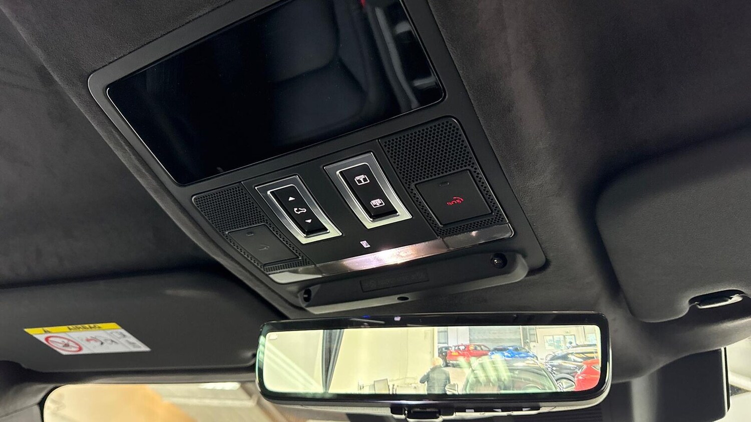 Used Land Rover Defender 2025 for sale - 78191127: Photo 24