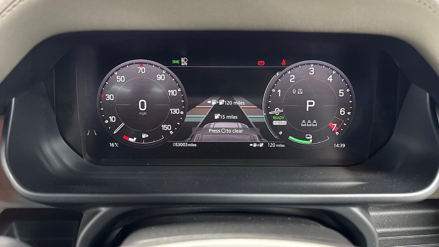 Used Land Rover Defender 2023 for sale - 78193317: Photo 17