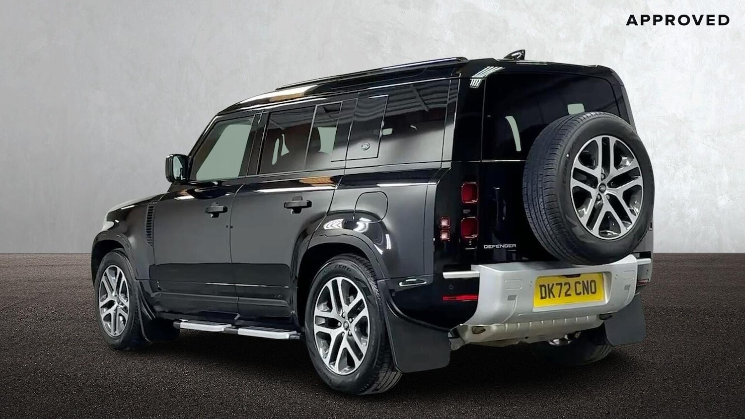 Used Land Rover Defender 2023 for sale - 78193317: Photo 2