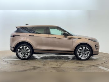 Used Land Rover Range Rover Evoque 2024 for sale - 76149510: Photo 2
