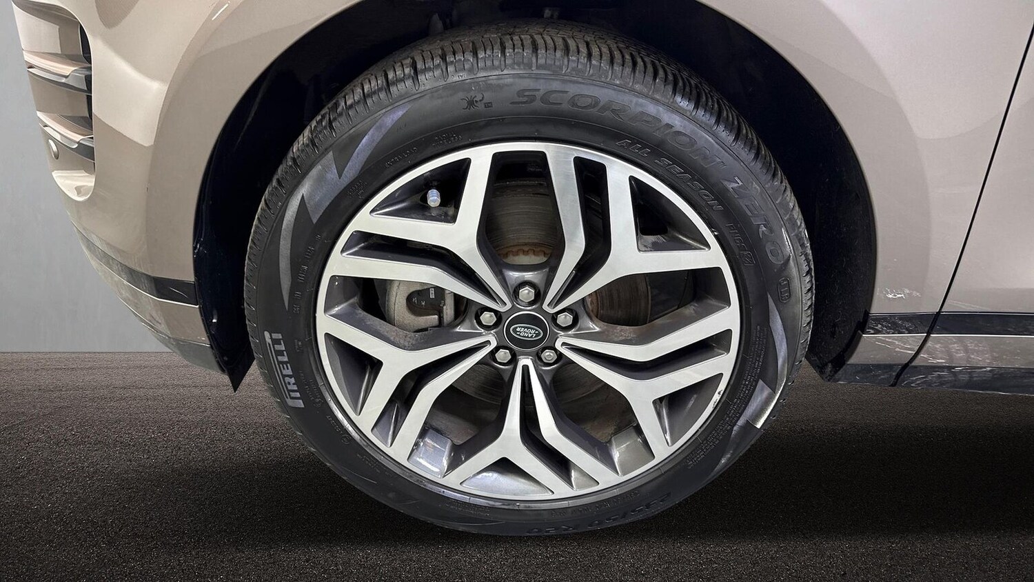 Used Land Rover Range Rover Evoque 2023 for sale - 78191143: Photo 8