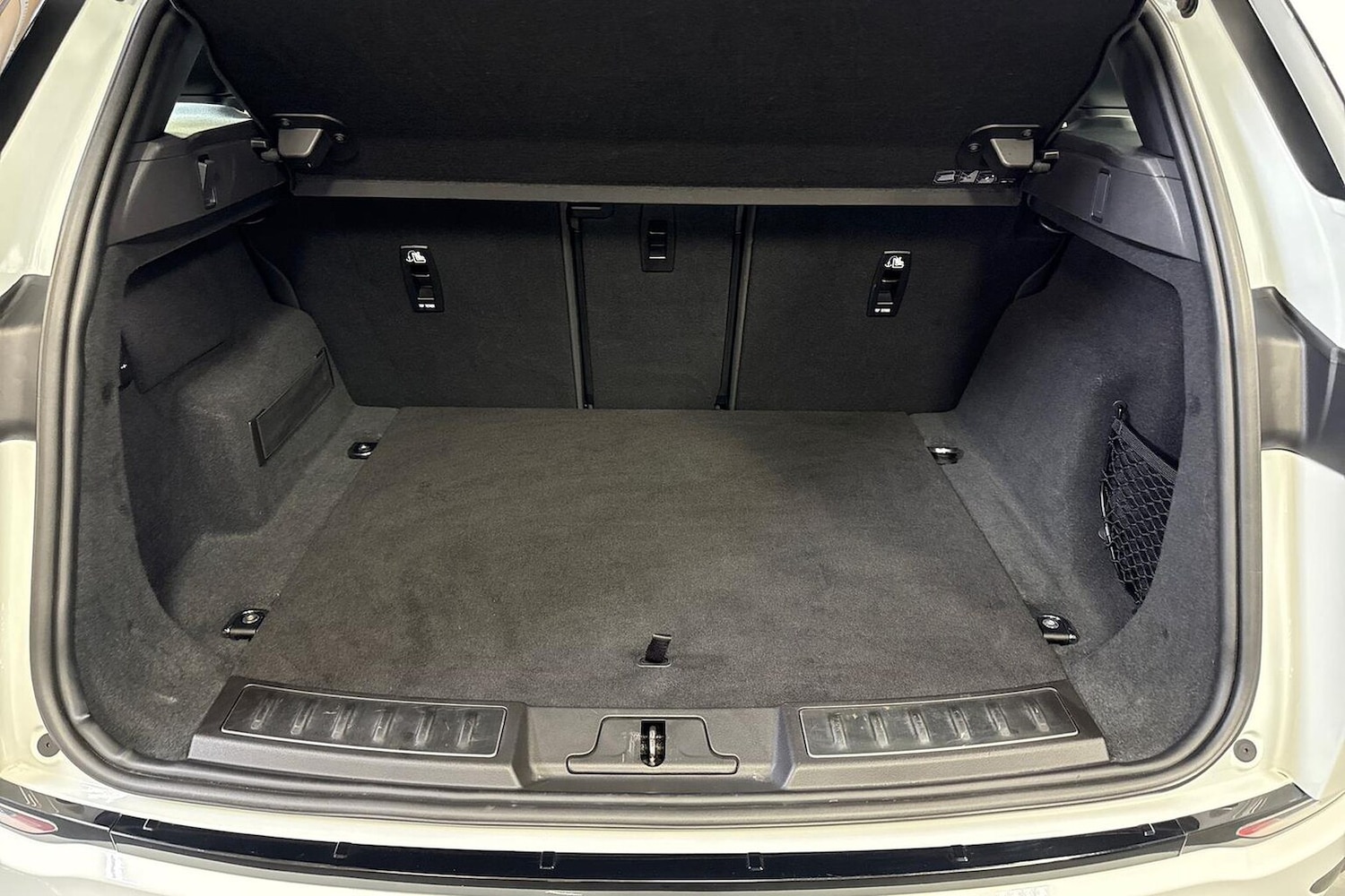 Used Land Rover Range Rover Evoque 2021 for sale - 76687333: Photo 17