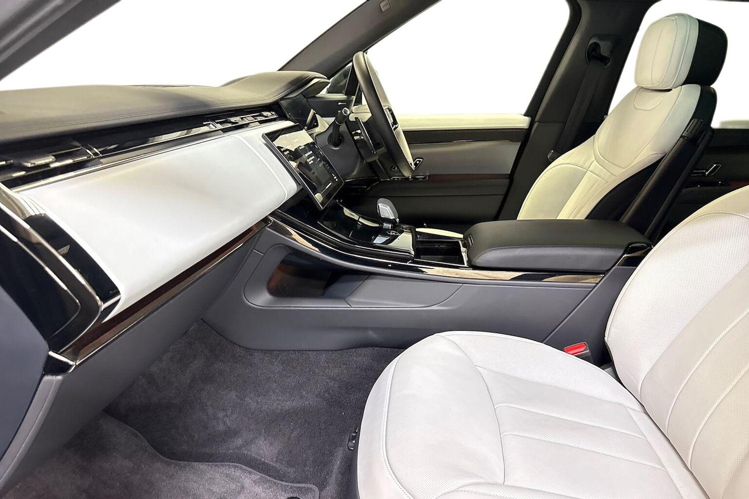 Used Land Rover Range Rover Sport 2024 for sale - 76149602: Photo 7