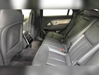 Used Land Rover Range Rover Sport 2024 for sale - 77889341: Photo