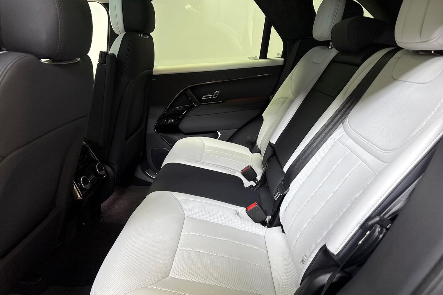 Used Land Rover Range Rover Sport 2023 for sale - 76127282: Photo 16