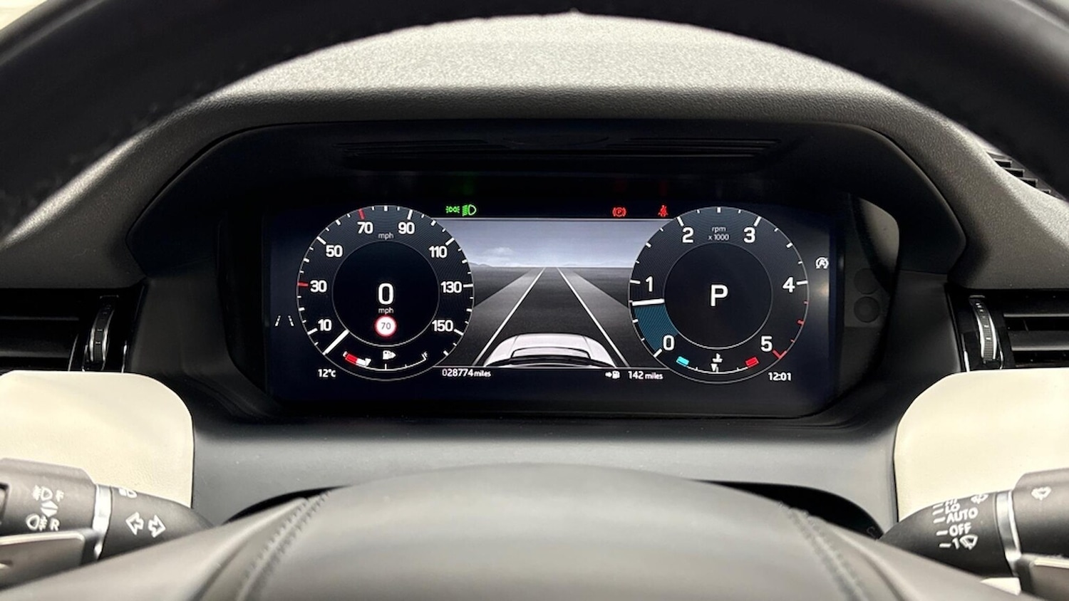 Used Land Rover Discovery Sport 2024 for sale - 76565468: Photo 16