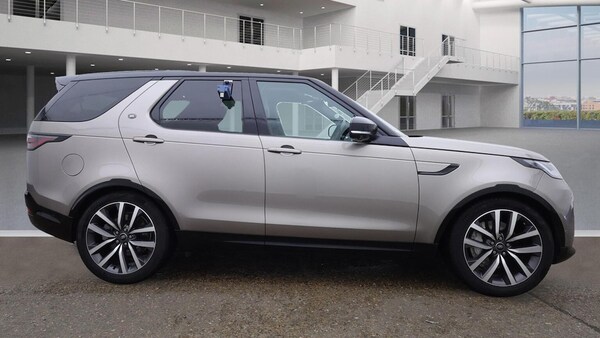 Used Land Rover Discovery 2022 for sale - 76268237: Photo 5