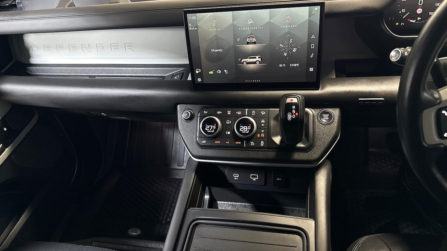 Used Land Rover Defender 2023 for sale - 77603698: Photo 14