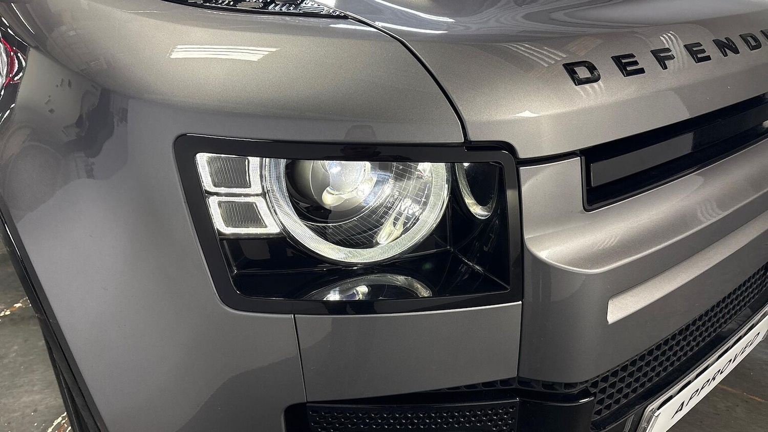 Used Land Rover Defender 2023 for sale - 77603698: Photo 17