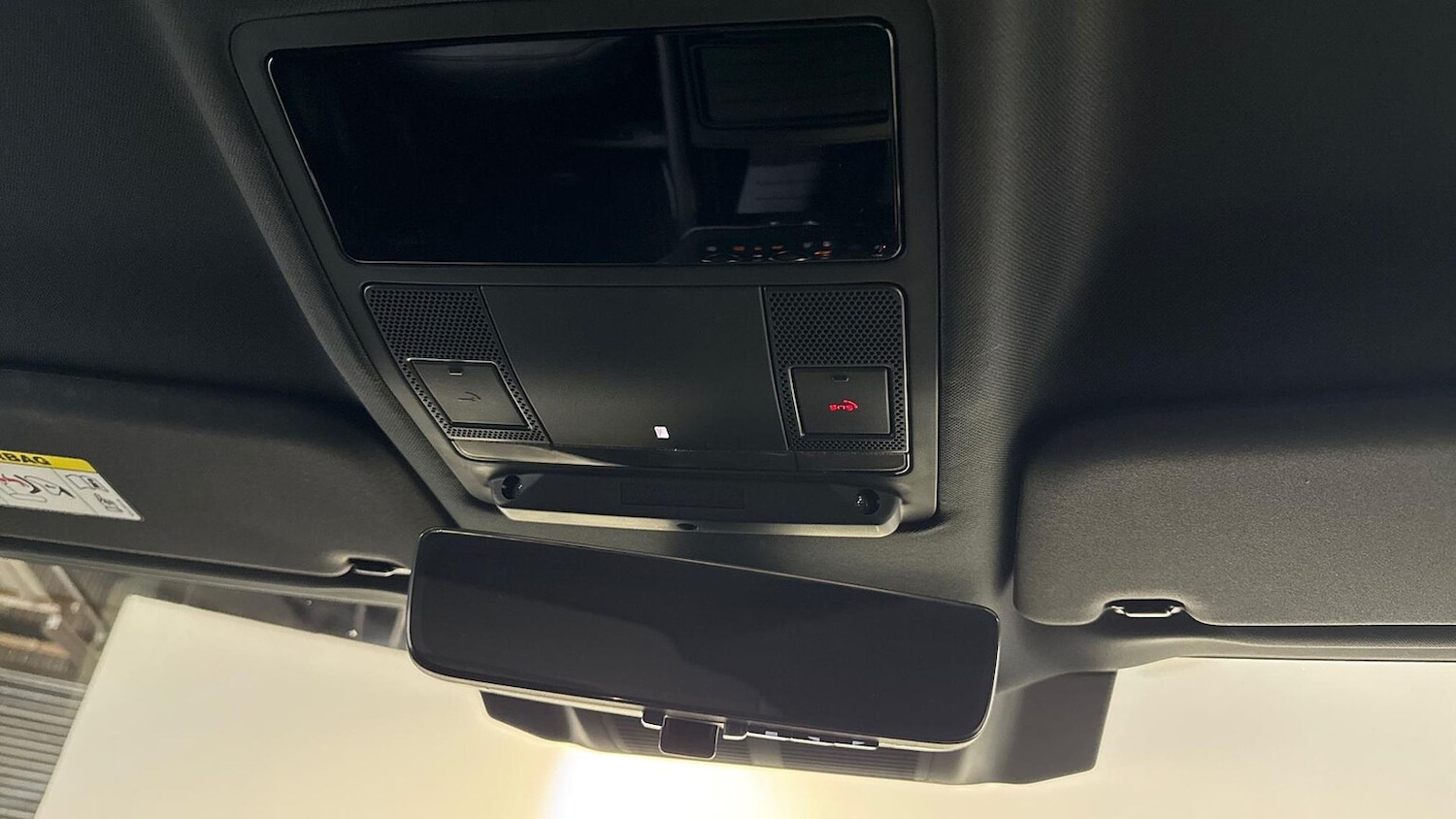 Used Land Rover Defender 2023 for sale - 77603698: Photo 22