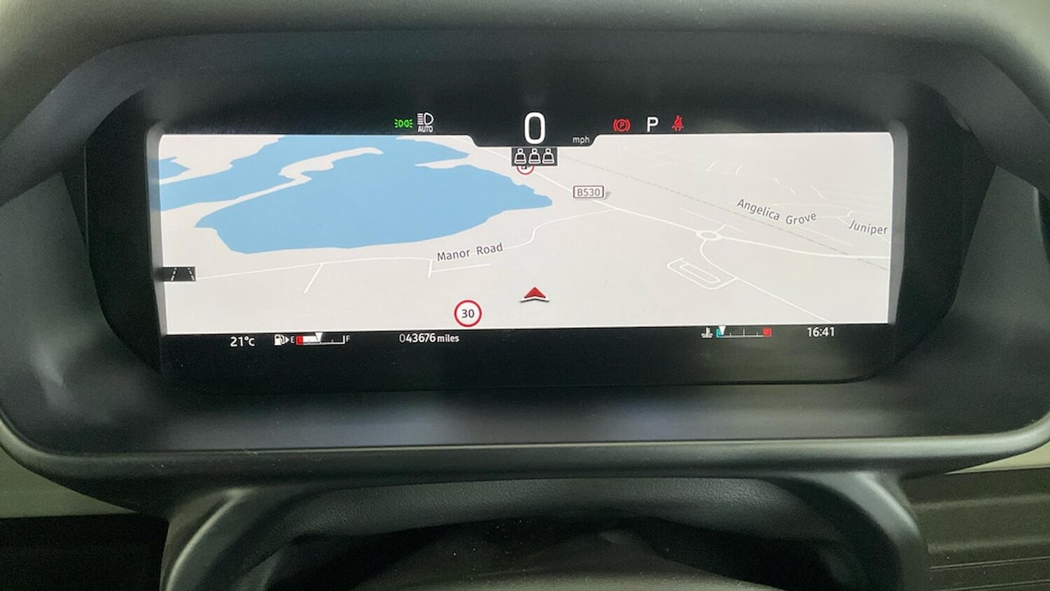 Used Land Rover Defender 2023 for sale - 76335157: Photo 13