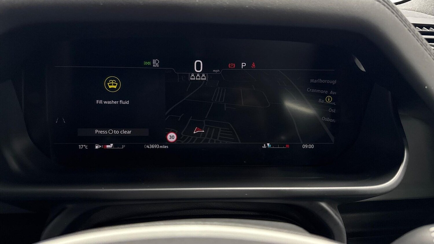 Used Land Rover Defender 2023 for sale - 76335157: Photo 15