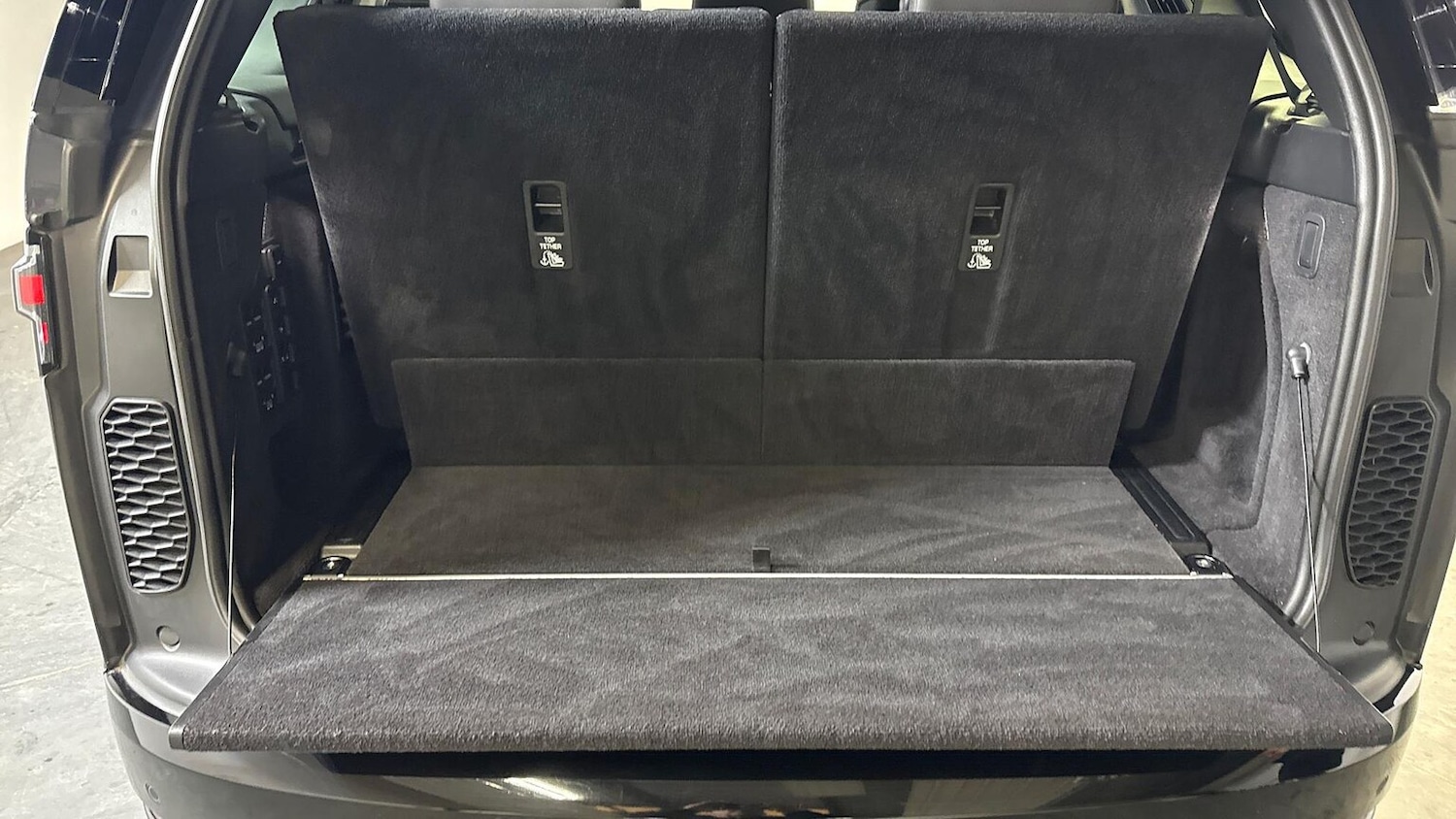 Used Land Rover Discovery 2024 for sale - 77489790: Photo 10