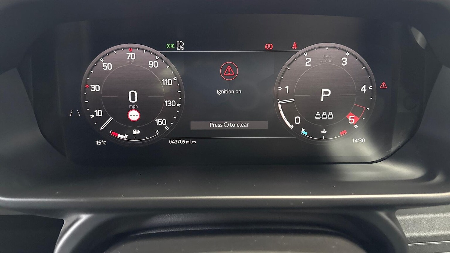 Used Land Rover Defender 2023 for sale - 77489401: Photo 16