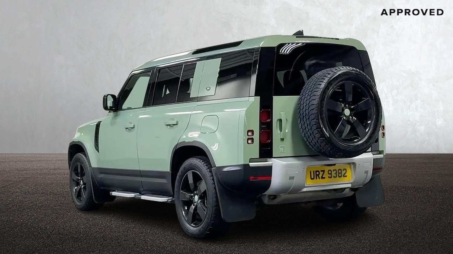 Used Land Rover Defender 2023 for sale - 78191101: Photo 2