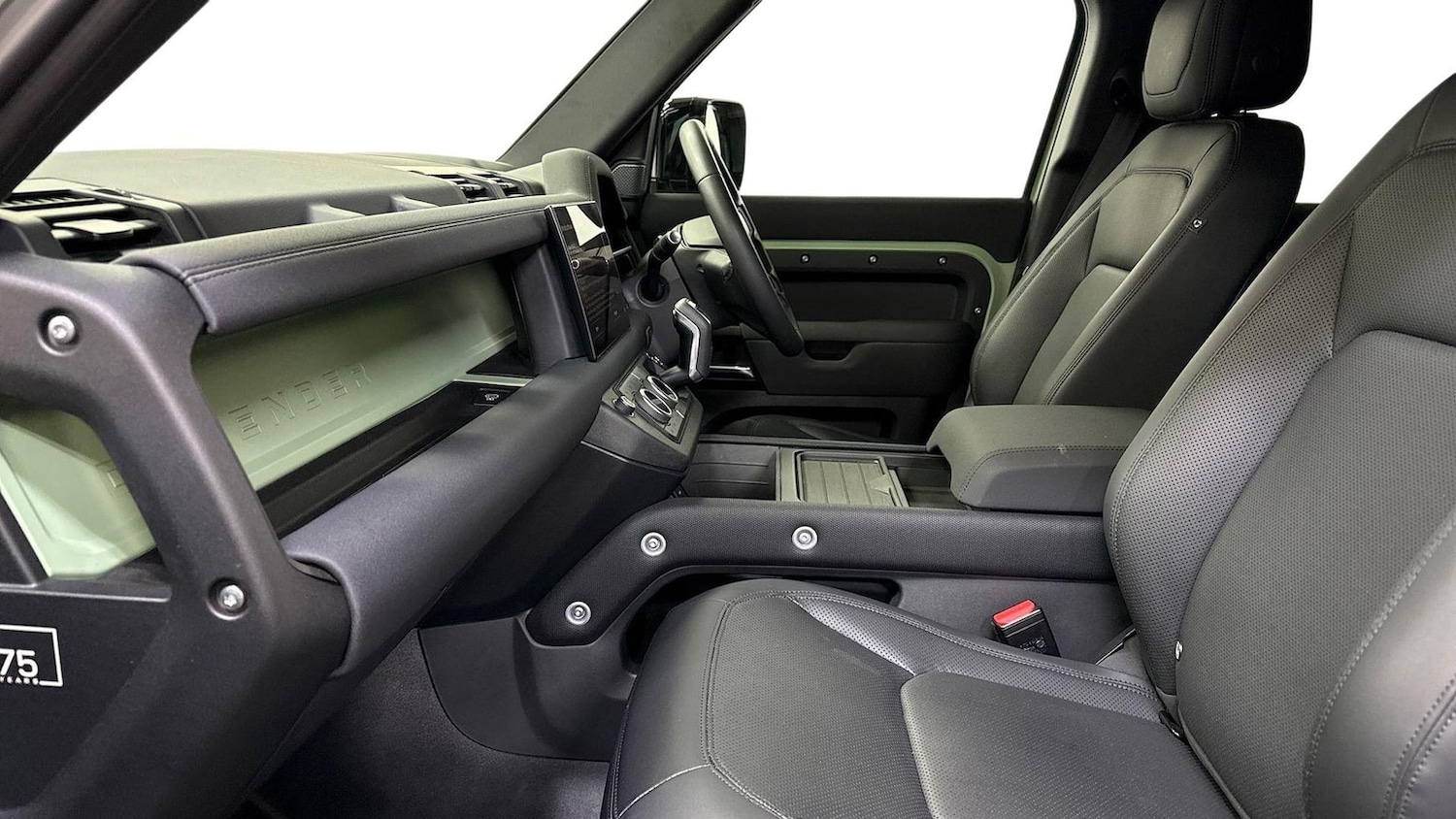 Used Land Rover Defender 2023 for sale - 78191101: Photo 4